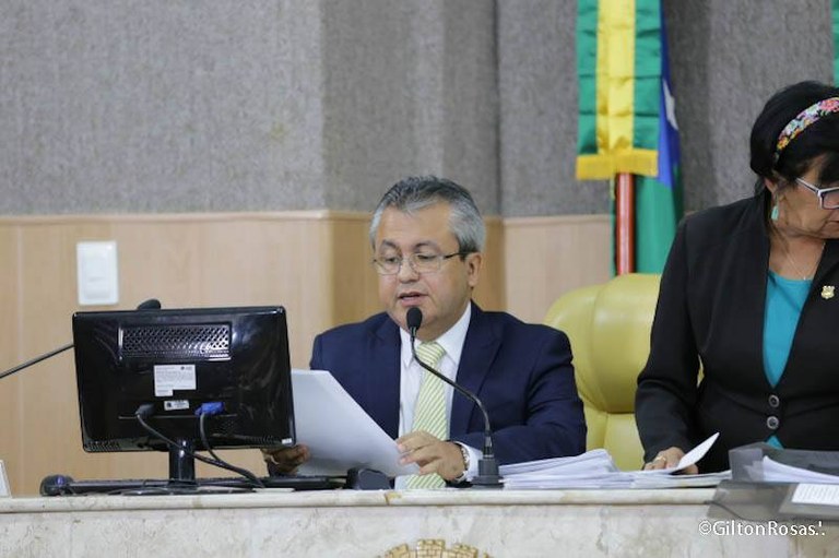 Elber quer regularizar a lei de gratuidade de ingressos para shows e espetáculos de Aracaju