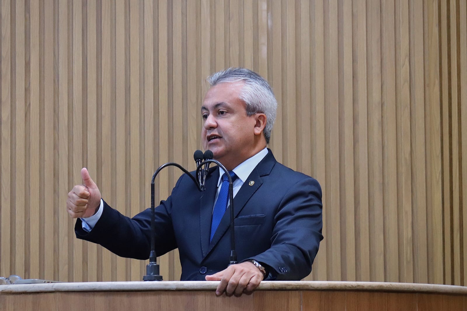 Elber vota contra a criação da Loteria Municipal de Aracaju 