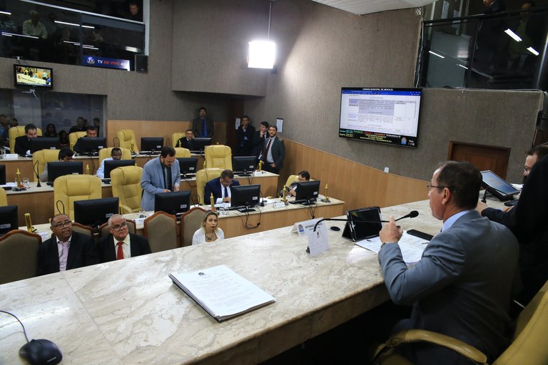 Em 1º votação, Câmara aprova três projetos do Executivo 