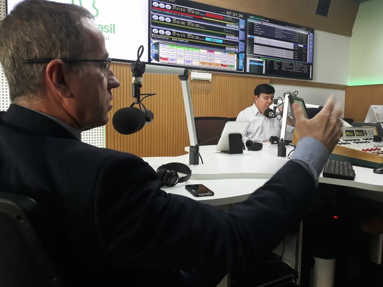 Em entrevista à emissora de rádio, Nitinho ressalta LDO 2020 e reforma no prédio da CMA