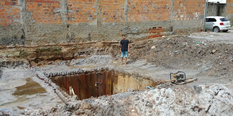 Em mais uma ação do Palhaço Soneca, Emurb soluciona problema do Loteamento Nova Liberdade