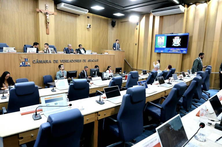 Em primeiro grande expediente do ano, parlamentares debatem saneamento, preservação ambiental e cenário político em Sergipe
