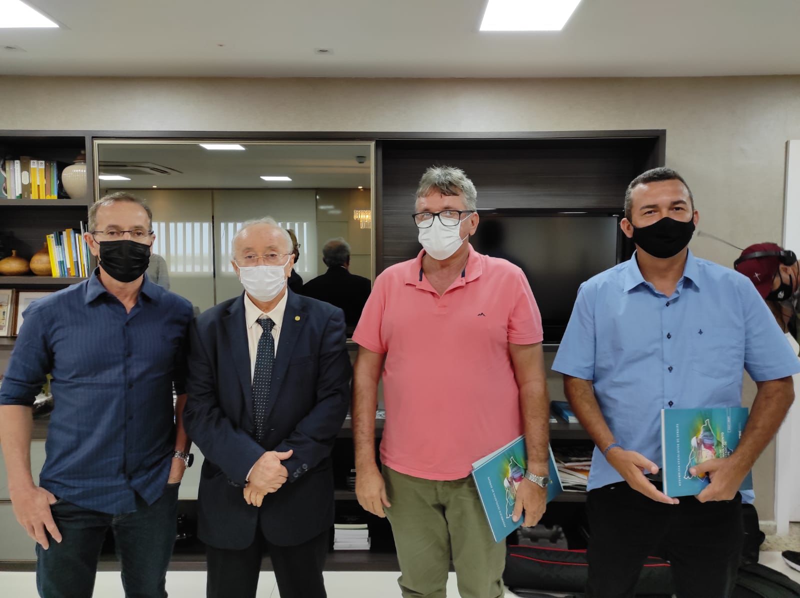 Em reunião, Nitinho trata sobre Plano Estadual de Desenvolvimento Sustentável