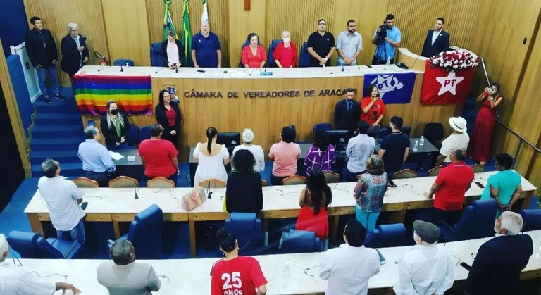 Em sessão comemorativa aos 43 anos do PT, professora Ângela Melo destaca a importância do partido para a democracia