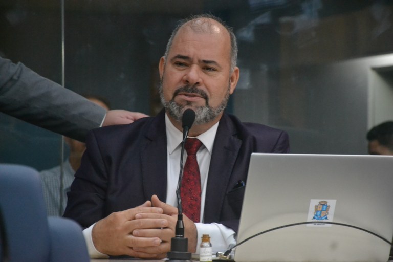 Emendas do vereador Isac garantem pagamento do piso salarial para agentes de saúde e combate às endemias