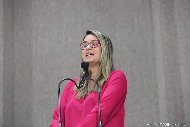 Emenda que veta o transporte de resíduos da construção civil por carroças é aprovada