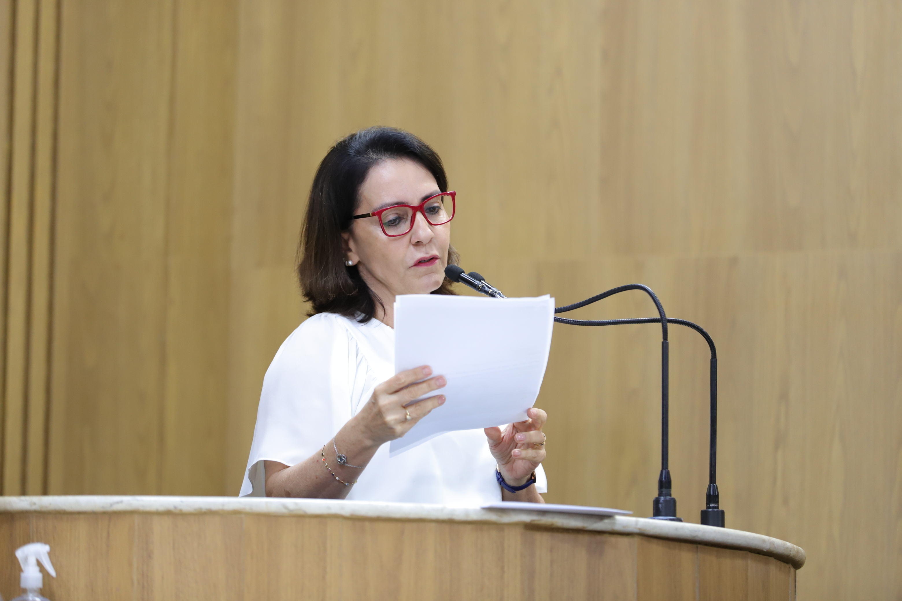 Emília cobra ações de combate à pedofilia