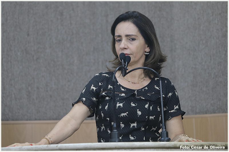 Emília cobra mais policiamento no Bairro Jabotiana