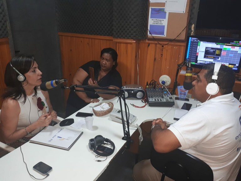 Emília convoca mulheres para ocupar seus espaços na política