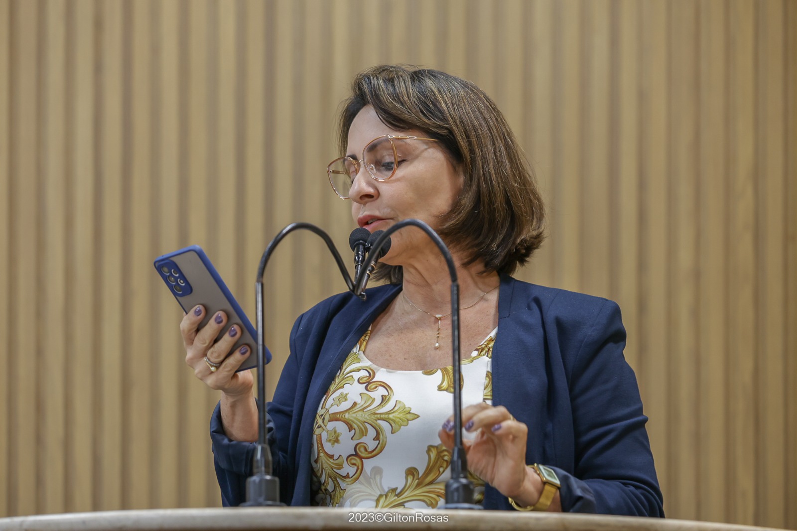 Emília demonstra preocupação com os mais vulneráveis