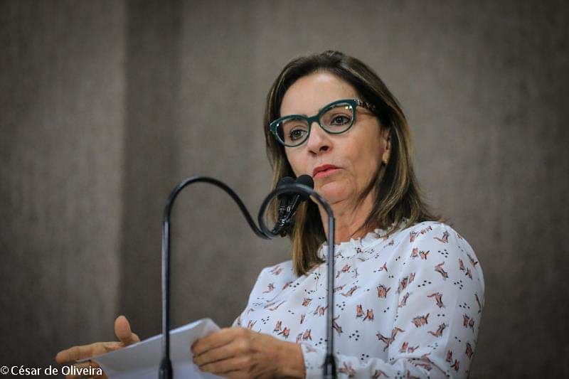 Emília é a nova líder da bancada de oposição na Câmara de Aracaju