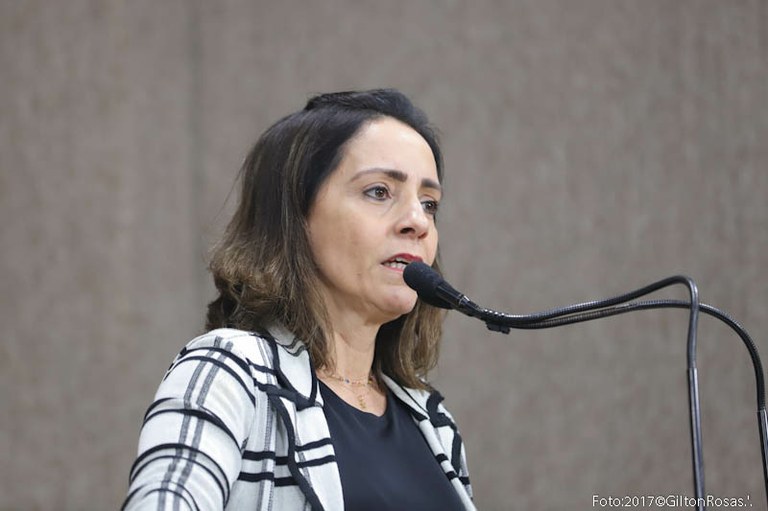 Emília encoraja as mulheres a denunciar qualquer tipo de violência sexual