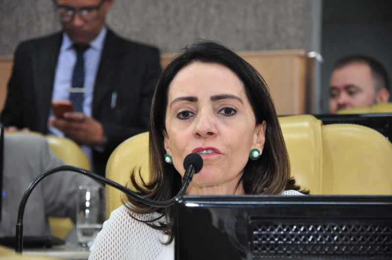 Emília garante manter o trabalho ético e respeitoso na Casa Legislativa