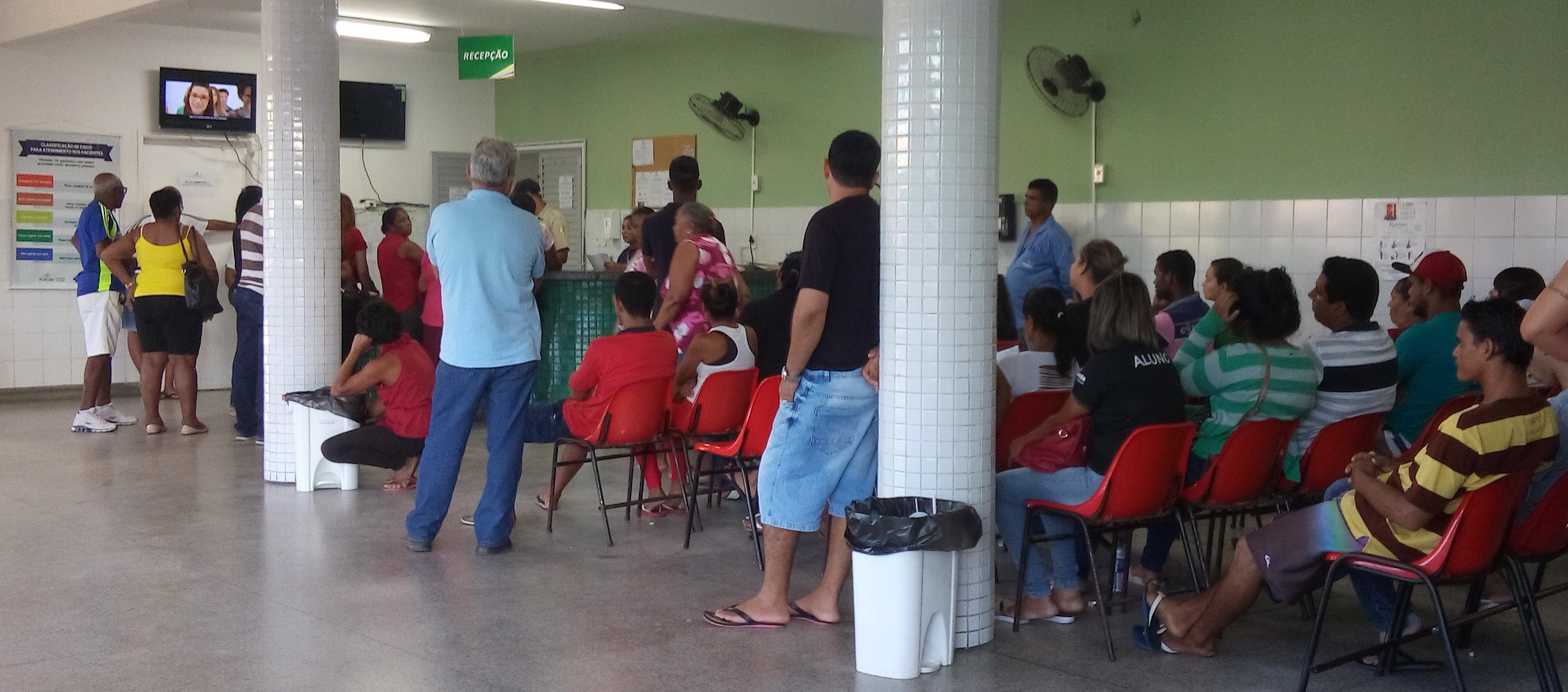 Emília: "Hospital Nestor Piva "Muita maquiagem e pouco atendimento"