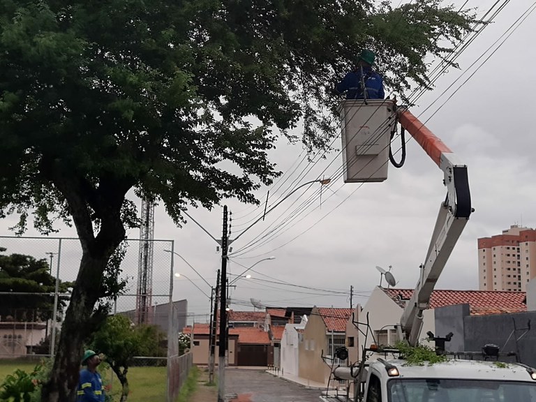 Energisa atende mais uma indicação do vereador Américo no Conjunto Médici