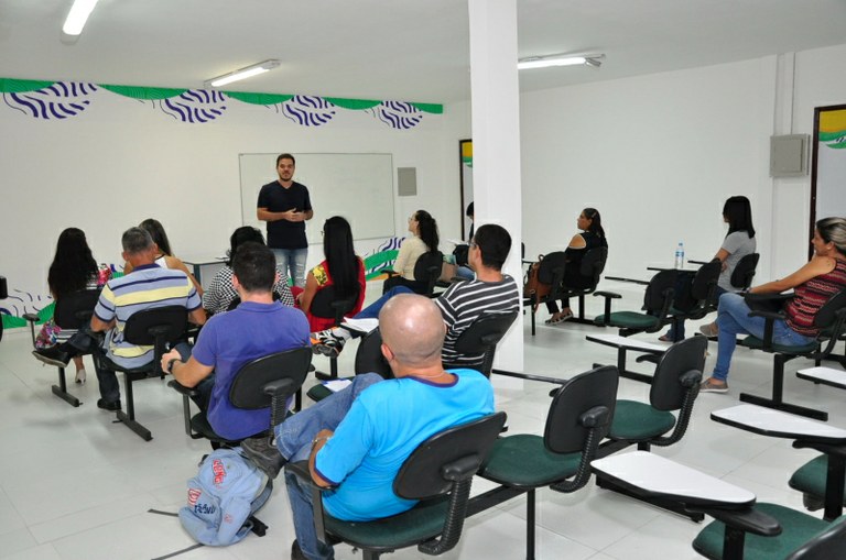 Escola do Legislativo da CMA inicia curso de Noções Gerais de Direito Administrativo