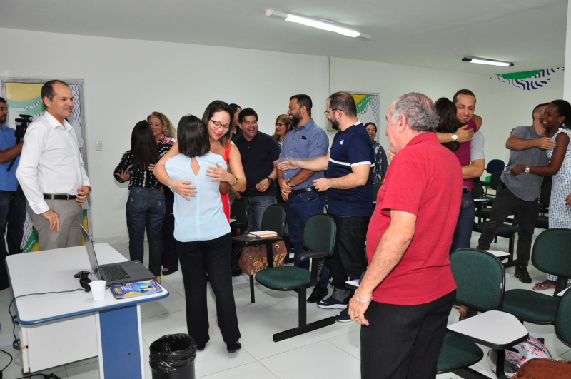 Escola do Legislativo da CMA realiza palestra 'Inteligência Emocional'