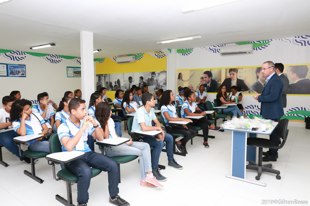 Escola do Legislativo promove Projeto 'Conhecendo o Parlamento'