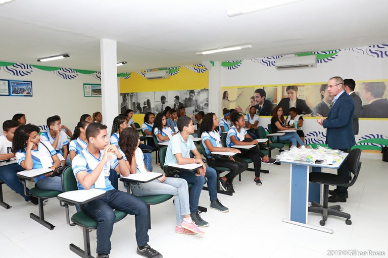 Escola do Legislativo promove Projeto 'Conhecendo o Parlamento'