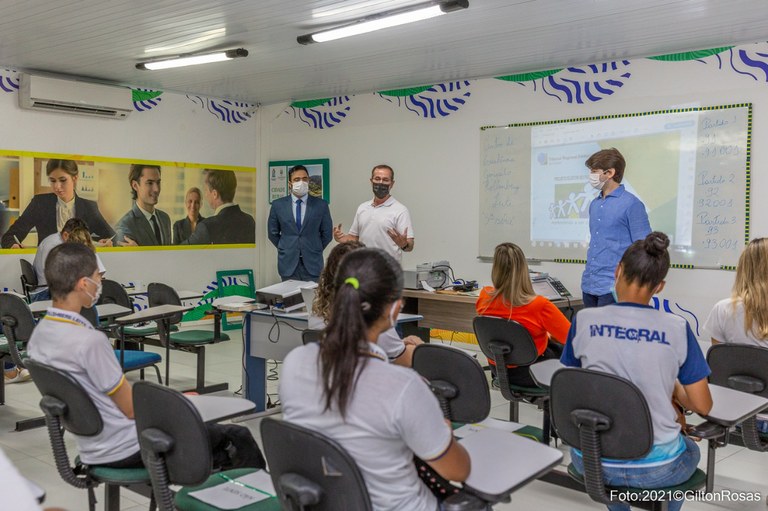 Escola do Legislativo retoma Projeto Conhecendo o Parlamento 