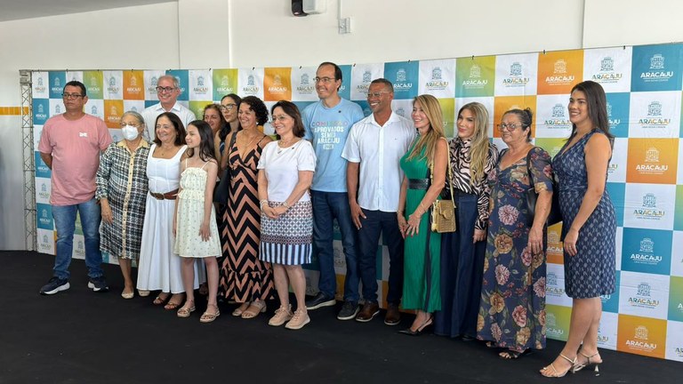 Escola em homenagem à ex-vereadora Ângela Maria de Melo é inaugurada no conjunto Mangabeiras  