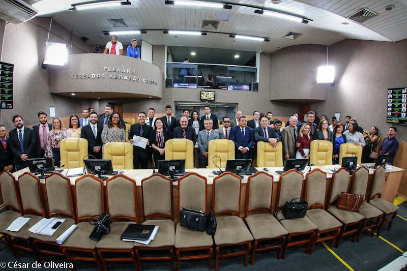 Estudantes pré-selecionados no Parlamento Jovem Brasileiro apresentam projetos na Câmara