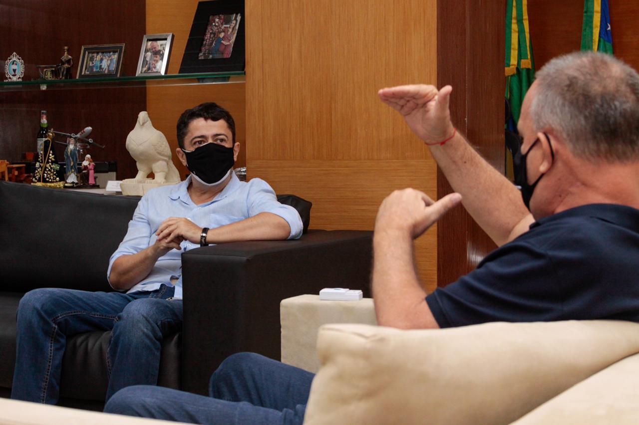 Fabiano leva demandas do trade turístico para governador 