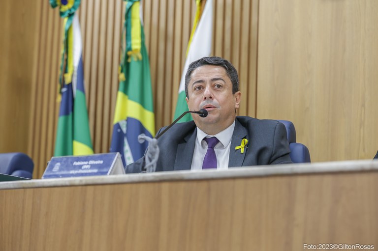 Fabiano Oliveira comemora aprovação de Projeto de Lei que estabelece diretrizes para o turismo religioso em Aracaju