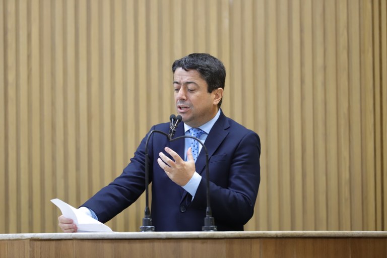 Fabiano Oliveira fala sobre o Dia da Indústria e parabeniza Grupo Maratá