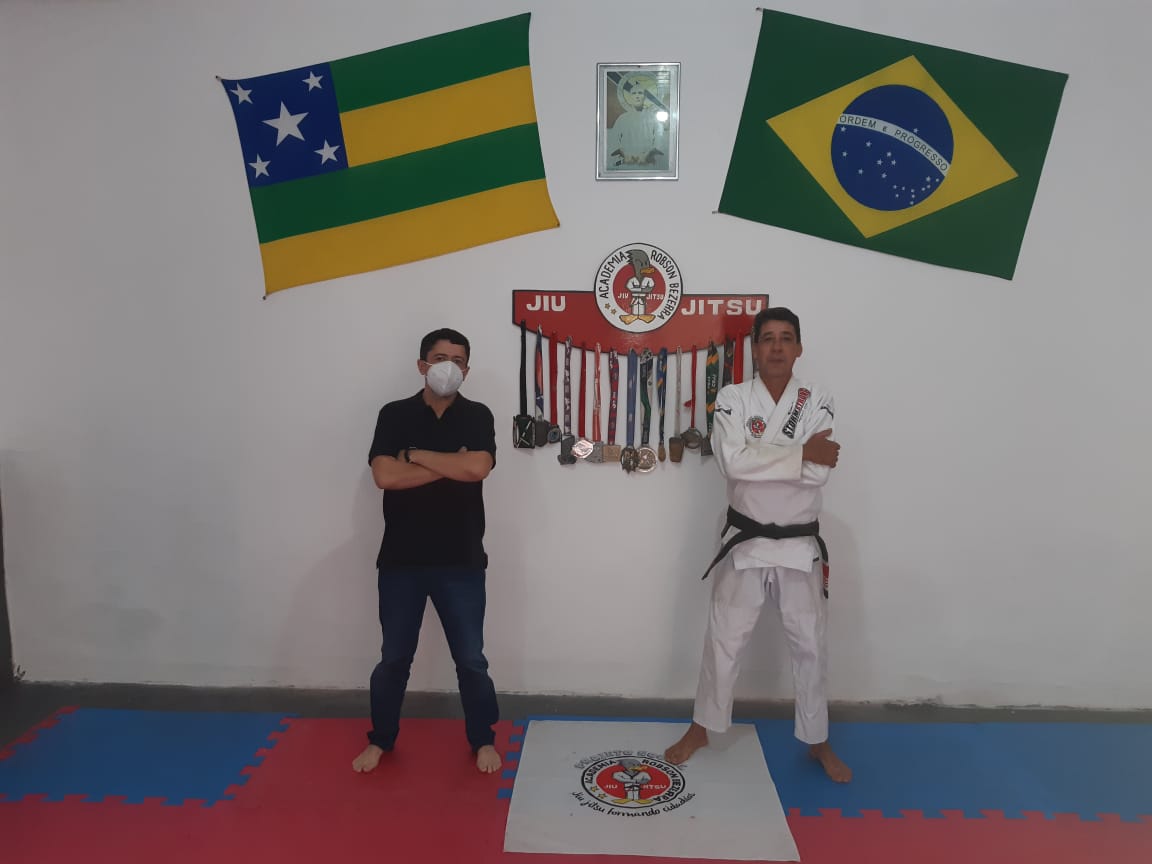 Fabiano Oliveira participa de reinauguração de projeto social no bairro Jabotiana