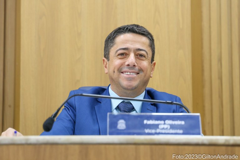 Fabiano Oliveira promove Audiência Pública para apresentar atividades desenvolvidas pelo Hospital São José