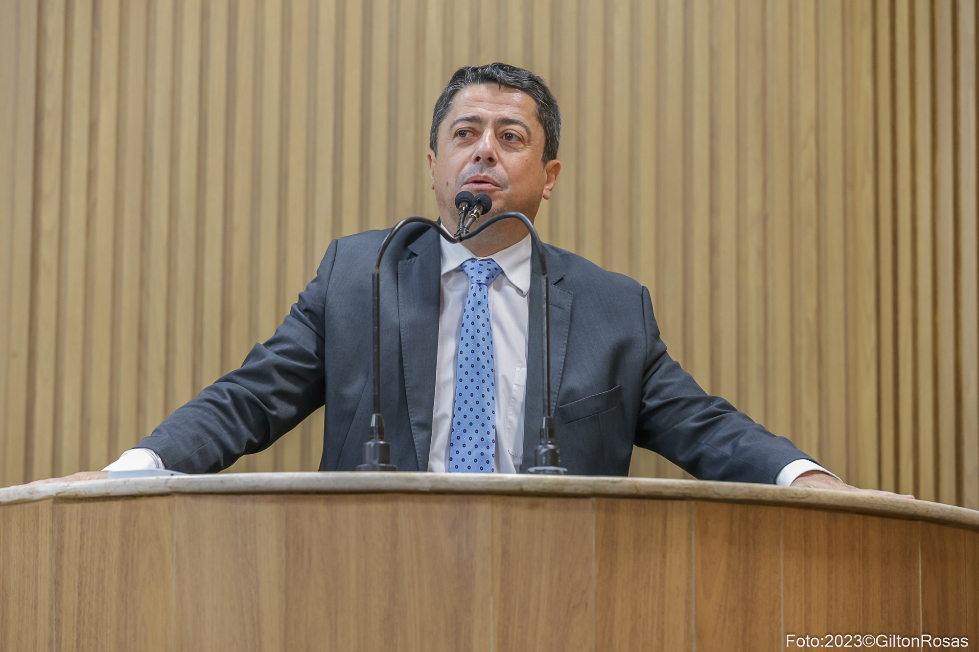 Fabiano Oliveira promove Sessão Especial em comemoração ao Dia do Turismo