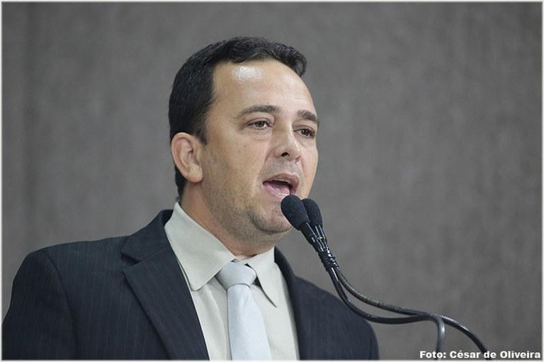 Fábio destaca integração entre pais e filhos em tradicional torneio de futebol