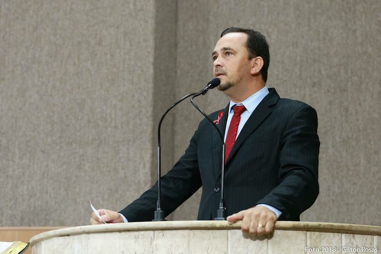 Fábio faz apelo para que pais que exploram filhos sejam chamados à responsabilidade