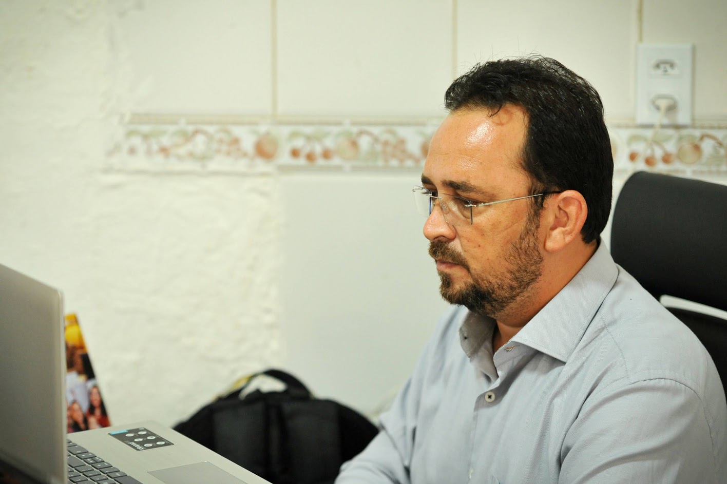 Fábio Meireles comemora aberturas de igrejas na Semana Santa