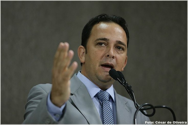 Fábio Meireles defende plano de cargos dos agentes de trânsito de Aracaju