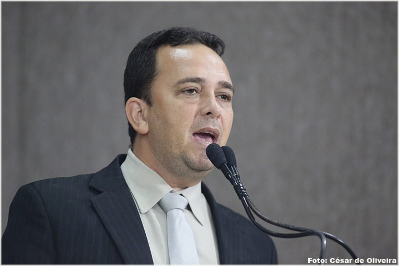 Fábio Meireles lamenta alto índice de violência contra a mulher