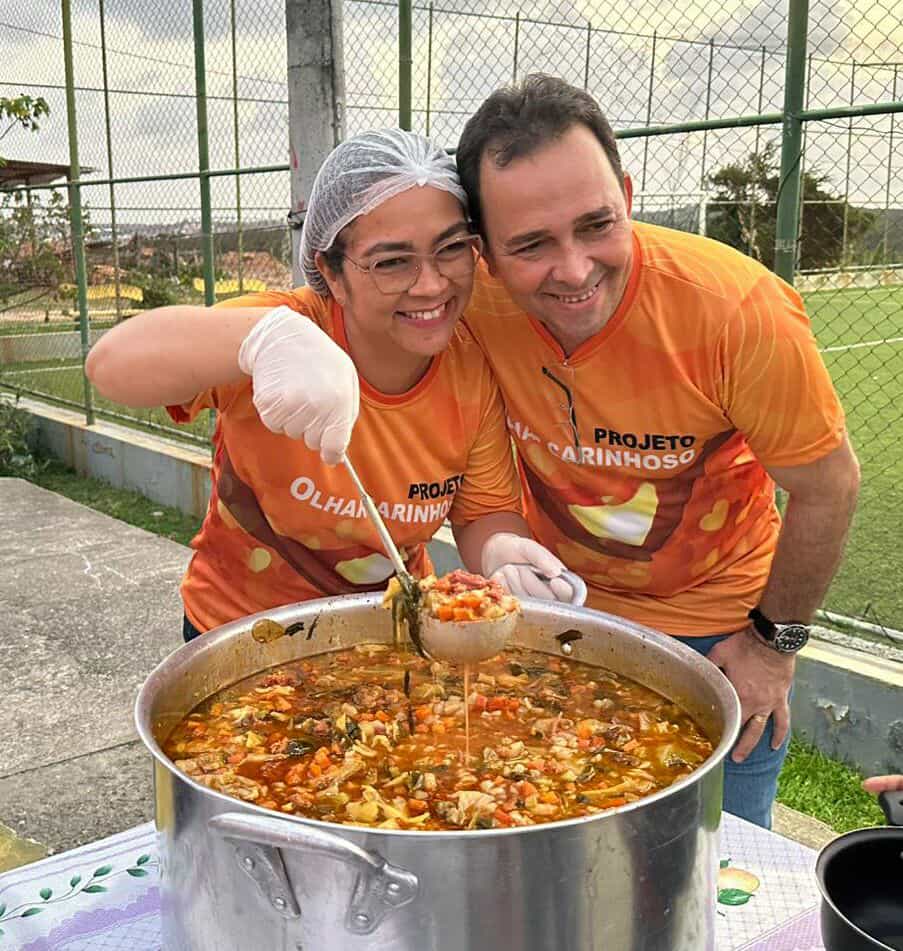 Fábio Meireles (PDT) apoia “Sopão Solidário” no Campo Society do Bomfim