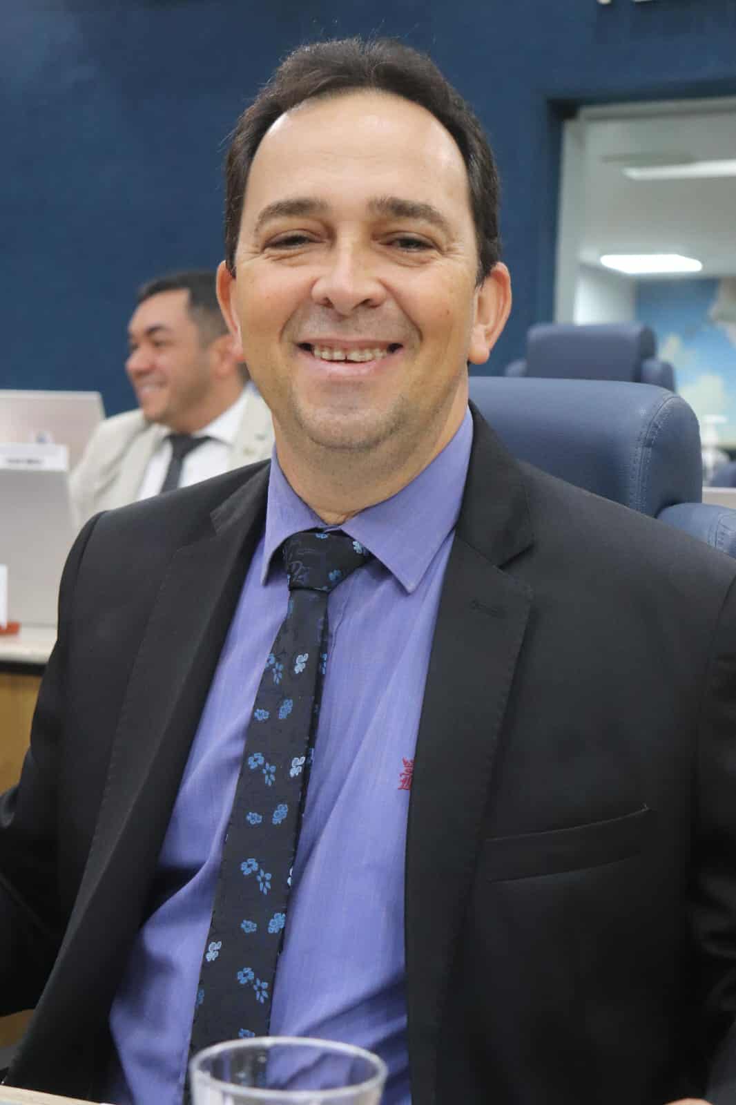 Fábio Meireles (PDT) celebrará mês da criança com festa no bairro Santos Dumont  