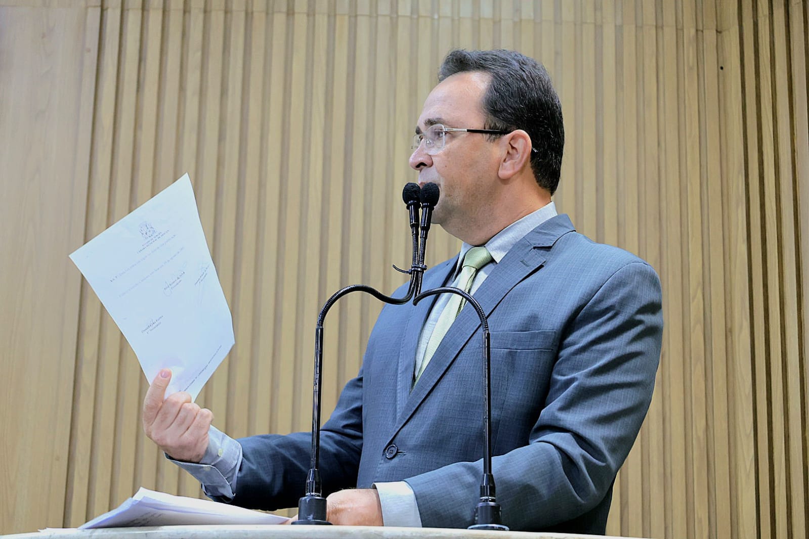 Fábio Meireles (PDT) cobra da SMTT balancete quadrimestral das multas de trânsito