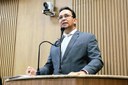 Fábio Meireles (PDT) critica insegurança de ônibus que colidiu numa árvore e cobra cumprimento do Decreto Municipal nº 8042/2025