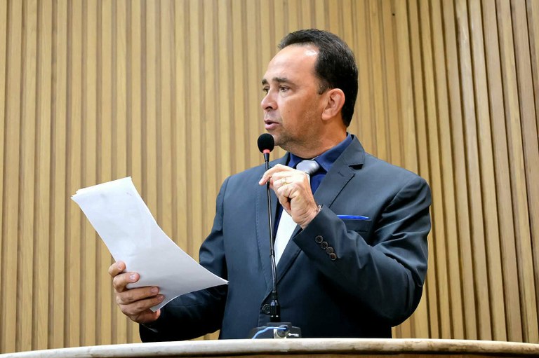 Fábio Meireles (PDT) denuncia servidor por recebimento de R$ 26 mil em diárias sem comprovação de viagem a Taiwan