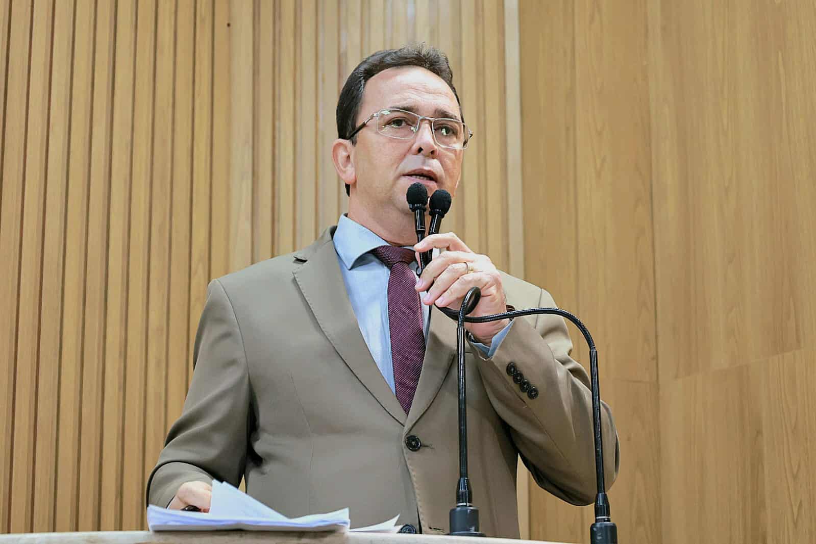 Fábio Meireles (PDT) diz que Ministério Público de Sergipe aponta indícios de irregularidades na contratação de carro blindado