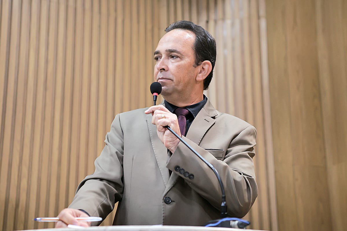 Fábio Meireles (PDT) lamenta precariedade da Avenida Maranhão que impacta a mobilidade dos aracajuanos 