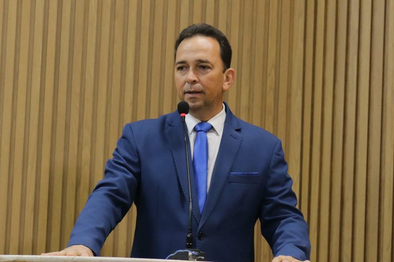 Fábio Meireles (PDT) lamentou inundação pela ausência prévia da PMA em desobstruir canais e bocas de lobo