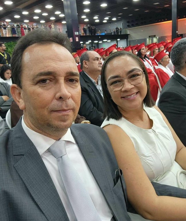 Fábio Meireles (PDT) prestigia formatura do Rhema e da Escola de Ministros Rhema em Aracaju