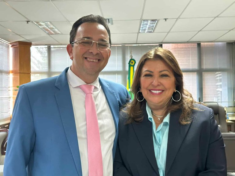 Fábio Meireles (PDT) visita TCE com integrantes da CPI da SMTT 