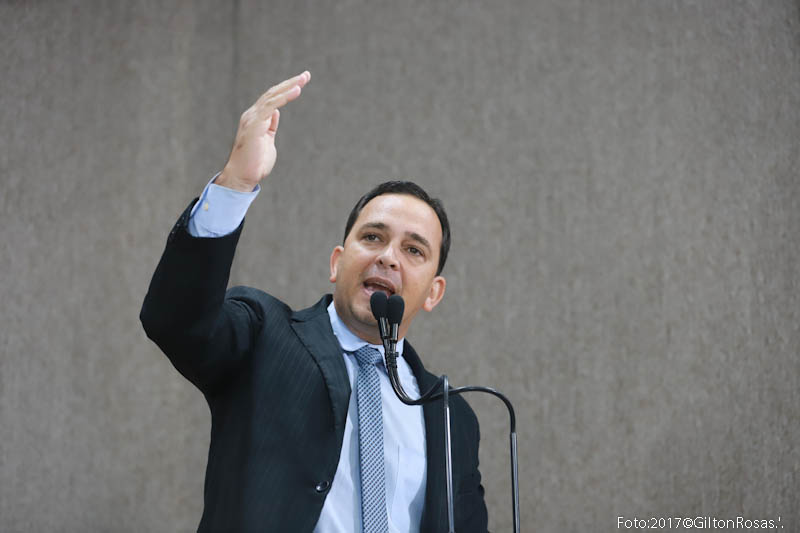 Fábio Meireles pede compreensão da Emsurb às demandas da Zona Norte