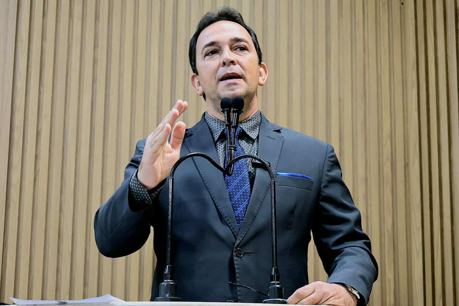 Fabio Meireles (PDT) enfatiza que a Prefeitura de Aracaju desinforma população com meias verdades sobre decisões judiciais