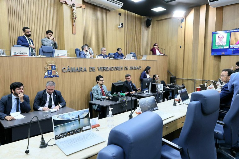 Falta de médicos nas unidades básicas de saúde da capital, geração de empregos e SAF do Confiança são destaques do Pequeno Expediente 